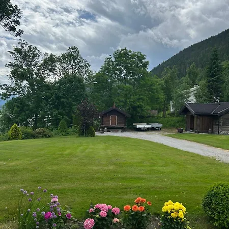 Liten I Tinn Feriehus