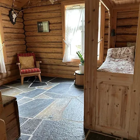 Liten I Tinn Nyaraló Notodden